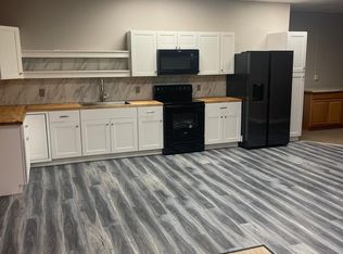 150 Lighthouse Ln, Factoryville, PA 18419