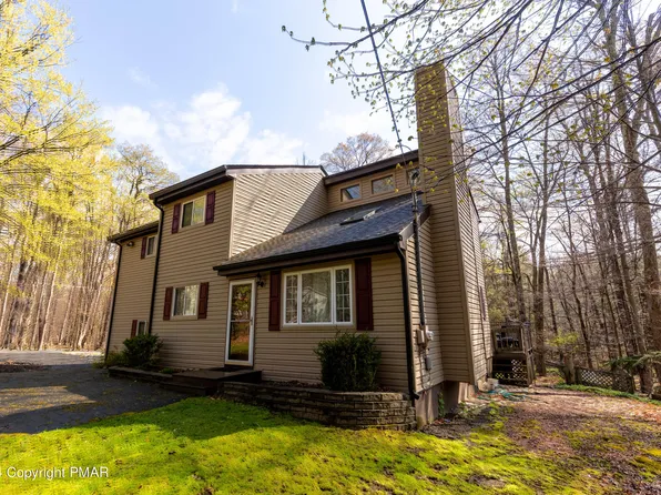 78 Sheffick Dr, Gouldsboro, PA 18424