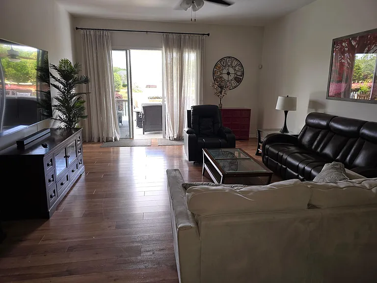 1652 Redstone Ct — Photo 11