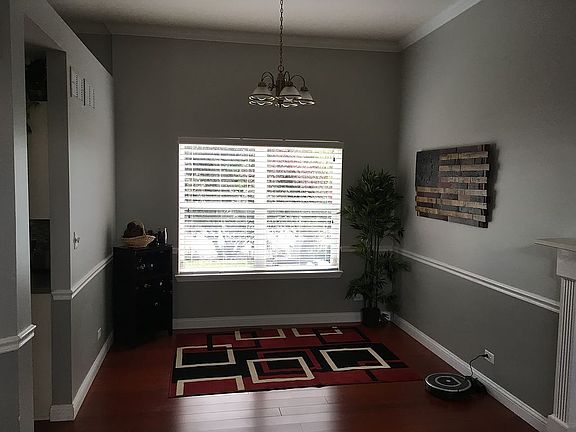 5th image of 2712 Stonebridge Dr