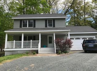 935 6th St, Pentwater, MI 49449