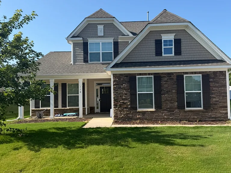 110 Park Place Cir — Photo 1
