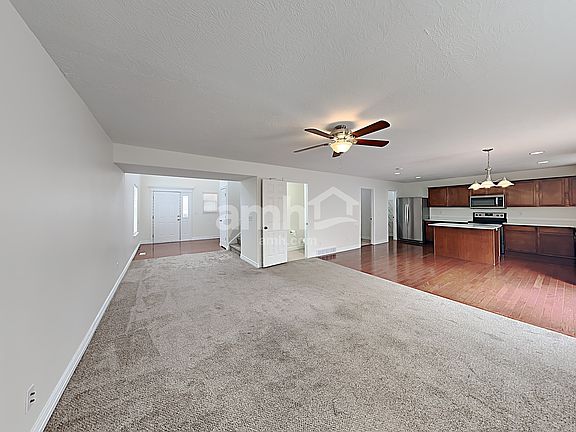 5th image of 10454 N Sugarloaf Dr