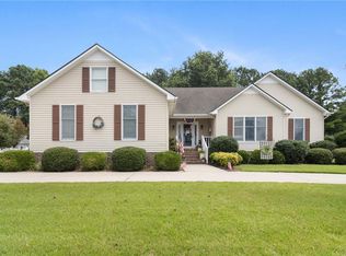 118 Golf Club Dr, Elizabeth City, NC 27909