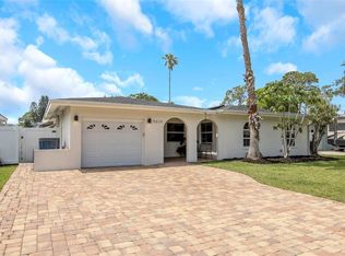 5024 Venetian Blvd NE, Saint Petersburg, FL 33703
