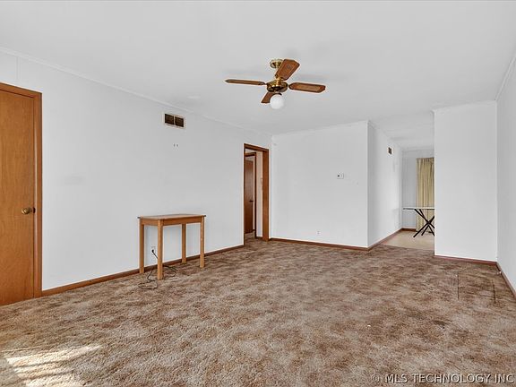 5th image of 127 Forrest Park Rd