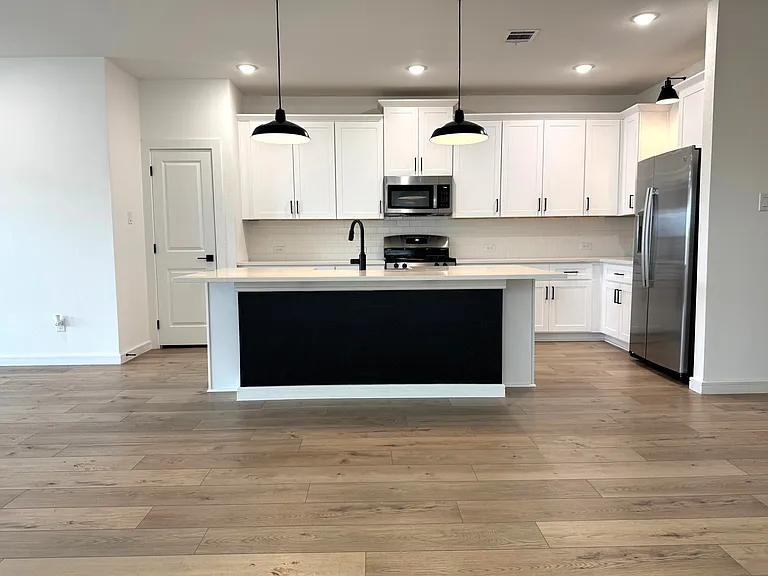 2518 Tahoe Dr — Photo 16