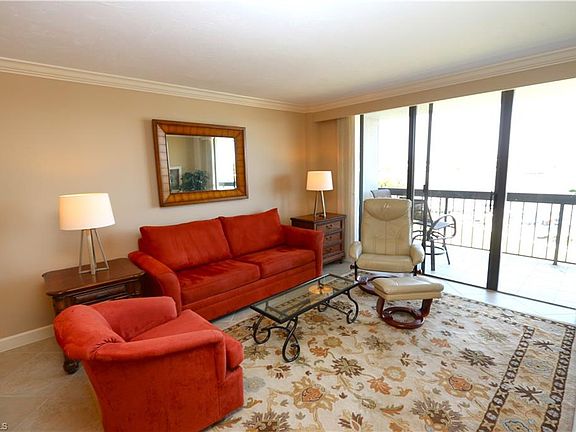 2nd image of 651 Seaview CT #B-306