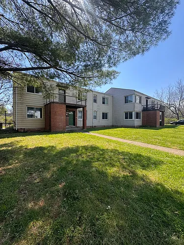 17-31 Flanders Ln Photo 1