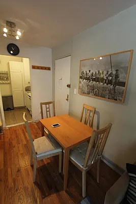 Rented by Robyn Lee, LREB | media 16