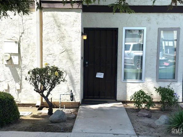 4801 Virgo Ct APT 2, Bakersfield, CA 93309