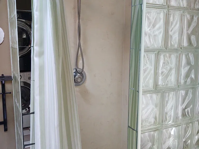 401 Crawford Rd — Photo 18