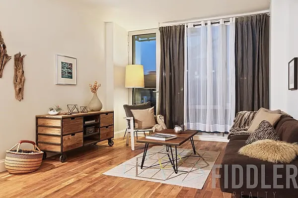 Rented by Fiddler Realty | media 91