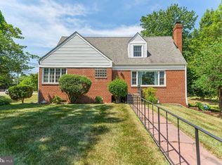 200 Careybrook Ln, Oxon Hill, MD 20745