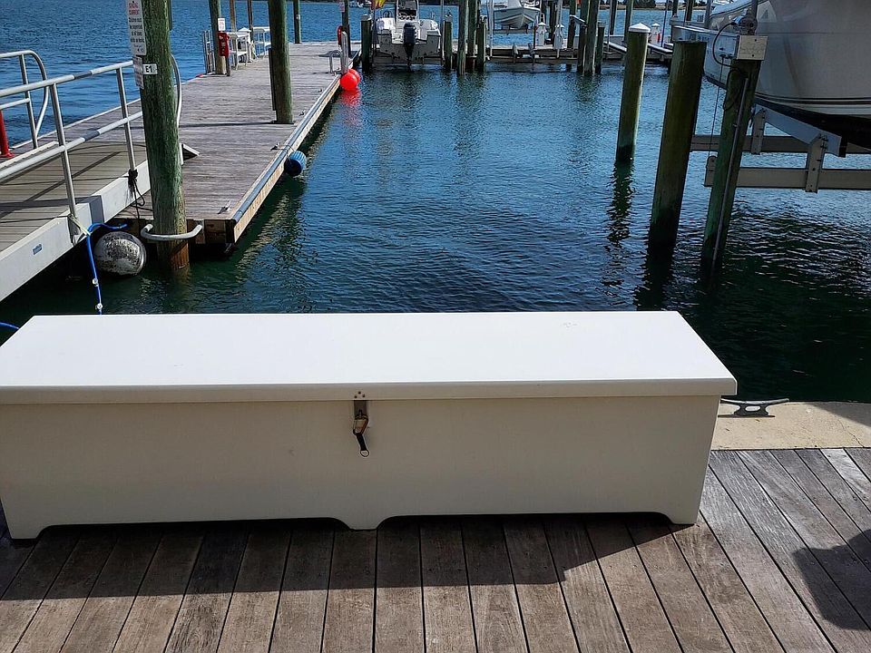 100 Olde Towne Yacht Club Road UNIT E1, Beaufort, NC 28516 MLS