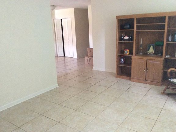 2nd image of 13800 Lake Claire Ct