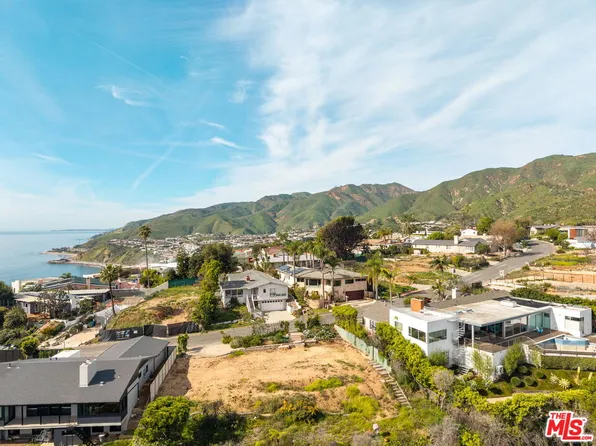 224 Quadro Vecchio Dr, Pacific Palisades, CA 90272