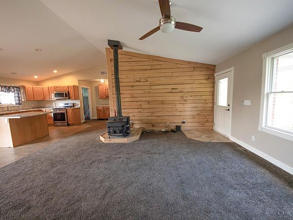 3rd image of 6231 Hunt Rd