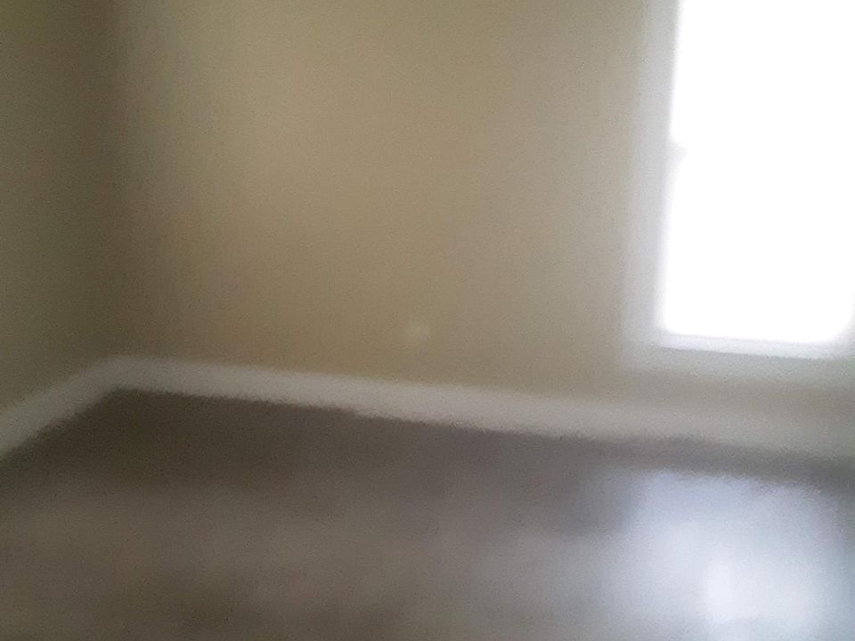 2nd image of 724 E 7th Ave