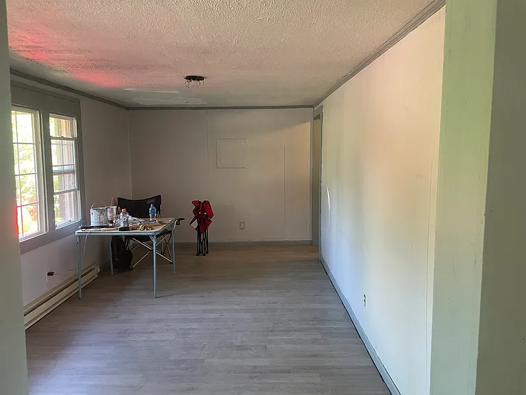 430 Adam St — Photo 4