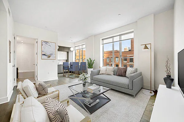 Rented by RELO REDAC INC. | media 8