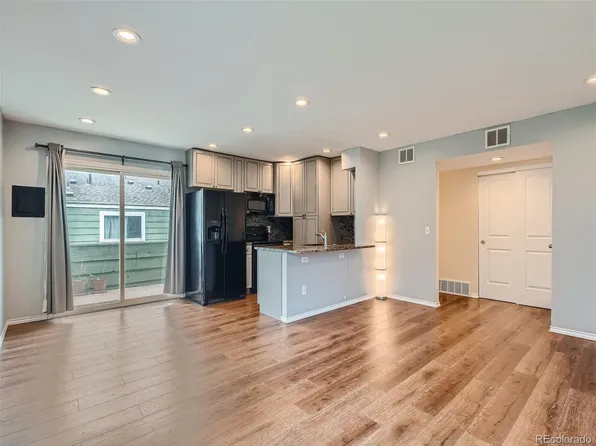 960 S Peoria Street, Aurora, CO 80012