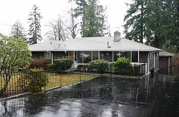 3rd image of 18702 40th Ave W