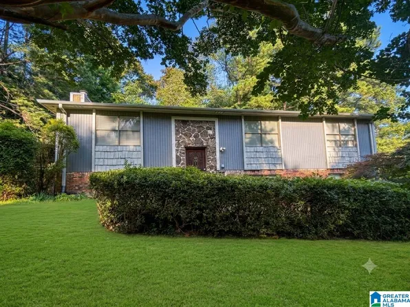 1213 Elizabeth St, Leeds, AL 35094
