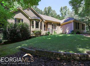 5370 Overbend Trl, Suwanee, GA 30024