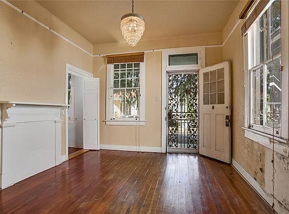 4th image of 3142 Maurepas St