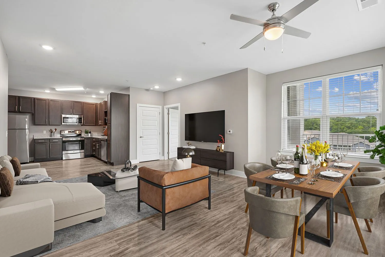 Bonavia Luxury Apartments — Photo 3