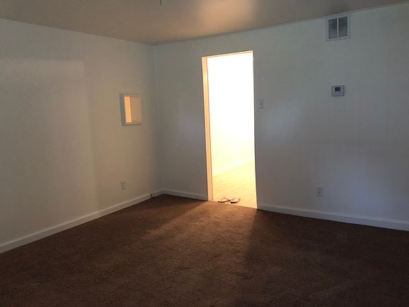 4th image of 209 Harding Ave