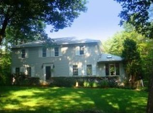 46 Woodridge Rd, Durham, NH 03824