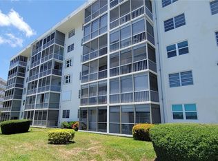 3010 Marcos Dr APT R110, Aventura, FL 33160