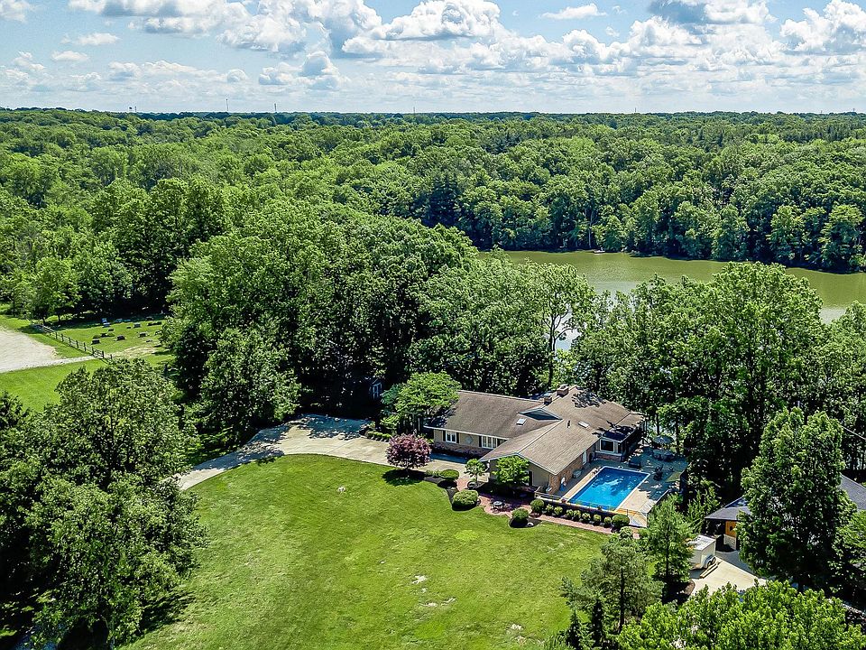 1st image of 6533 Lake Of The Woods Pt