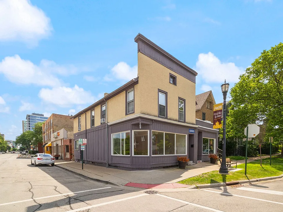 1000 Foster St #1