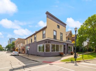 1000 Foster St #1, Evanston, IL 60201