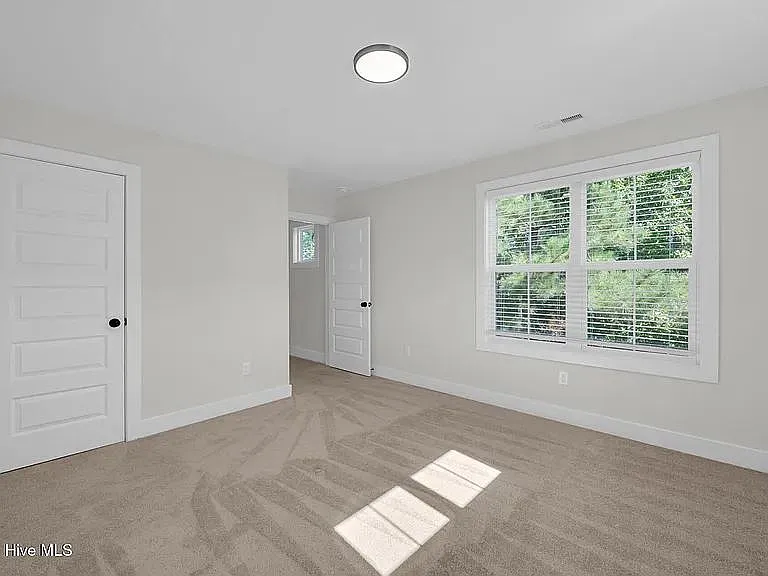 1212 Kerr Lake Dr — Photo 16