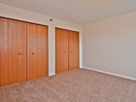 5th image of 11127 52nd Ave #2