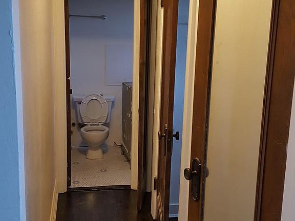 4th image of 3517 N Linder Ave #3