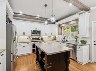 6385 Grand Magnolia Dr, Sugar Hill, GA 30518