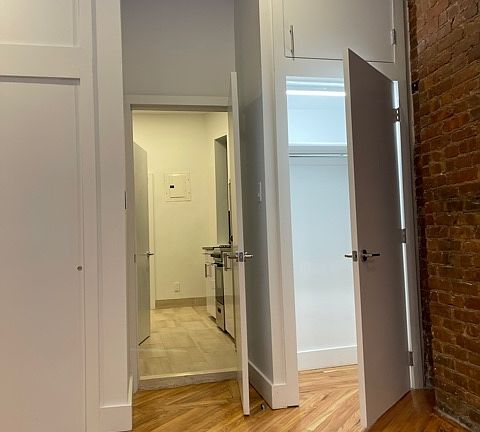 5th image of 11 Stanton St #2BA