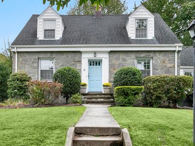 42 Green Knolls Lane, Fairfield, CT, 06824