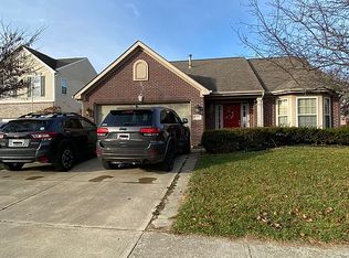 1332 Ash Tree Ct, Greenwood, IN 46143