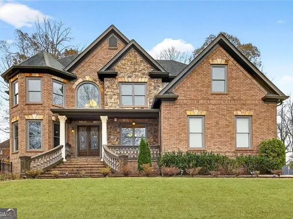 820 Cramac Dr, Lawrenceville, GA 30046