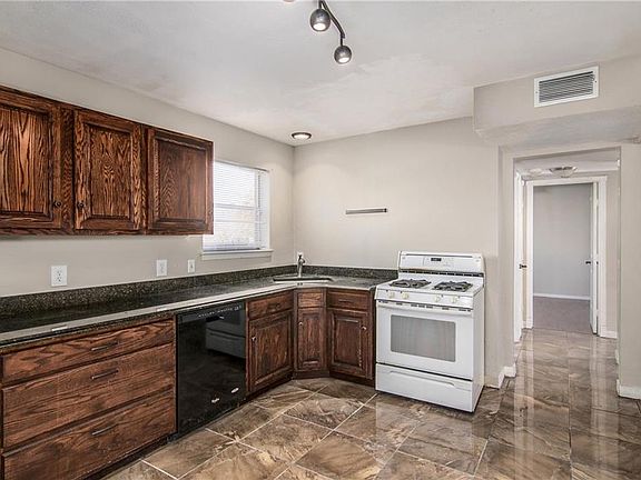 5th image of 512 Shelmar Dr
