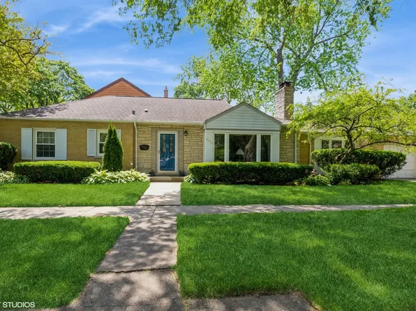 8256 Keystone Ave, Skokie, IL 60076