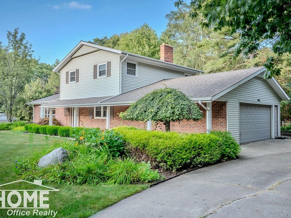1st image of 650 Riverbend Dr