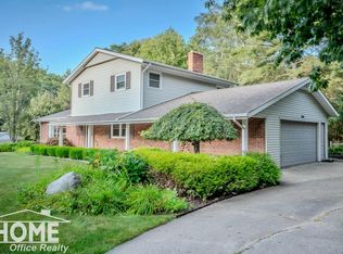 650 Riverbend Dr, Owosso, MI 48867