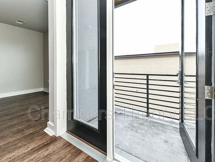 1800 Mount Vernon Ave #208 — Photo 19